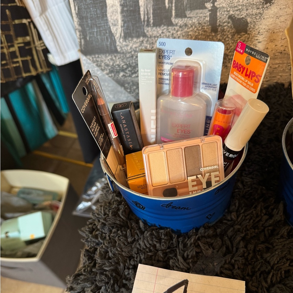 Makeup bundles